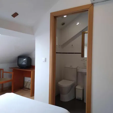 インテルナシオナル ゲストハウス 3*