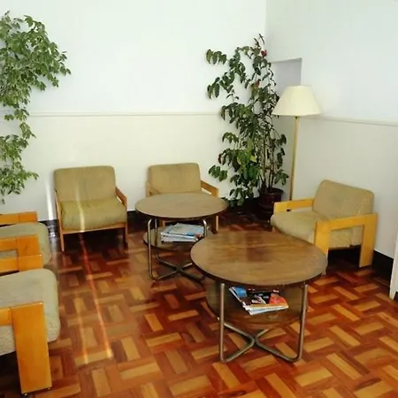 インテルナシオナル ゲストハウス