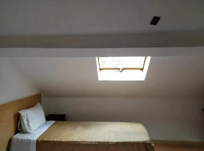 Pensión Internacional 3*