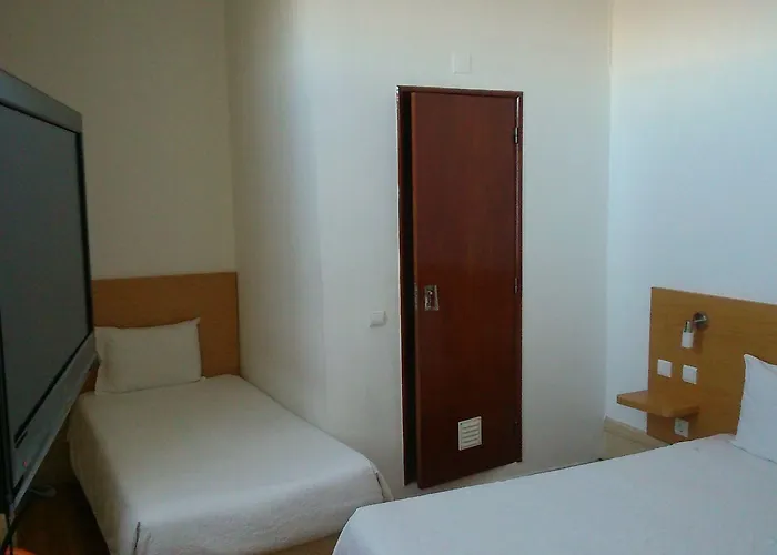 インテルナシオナル ゲストハウス コインブラ