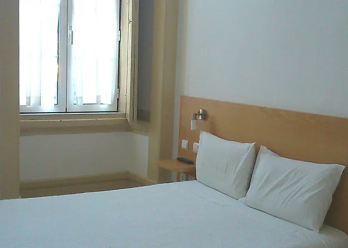 ゲストハウス インテルナシオナル 3*