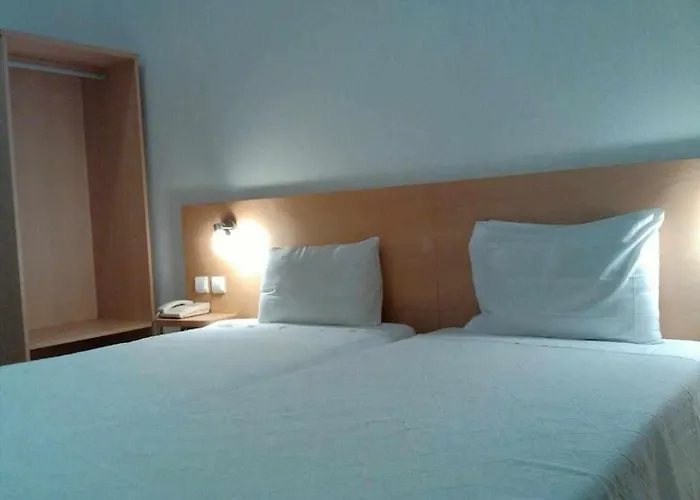 インテルナシオナル 3*